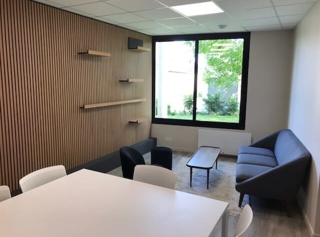 AMENAGEMENT D UNE AGENCE DE RECRUTEMENT BRUZ 35 Cube